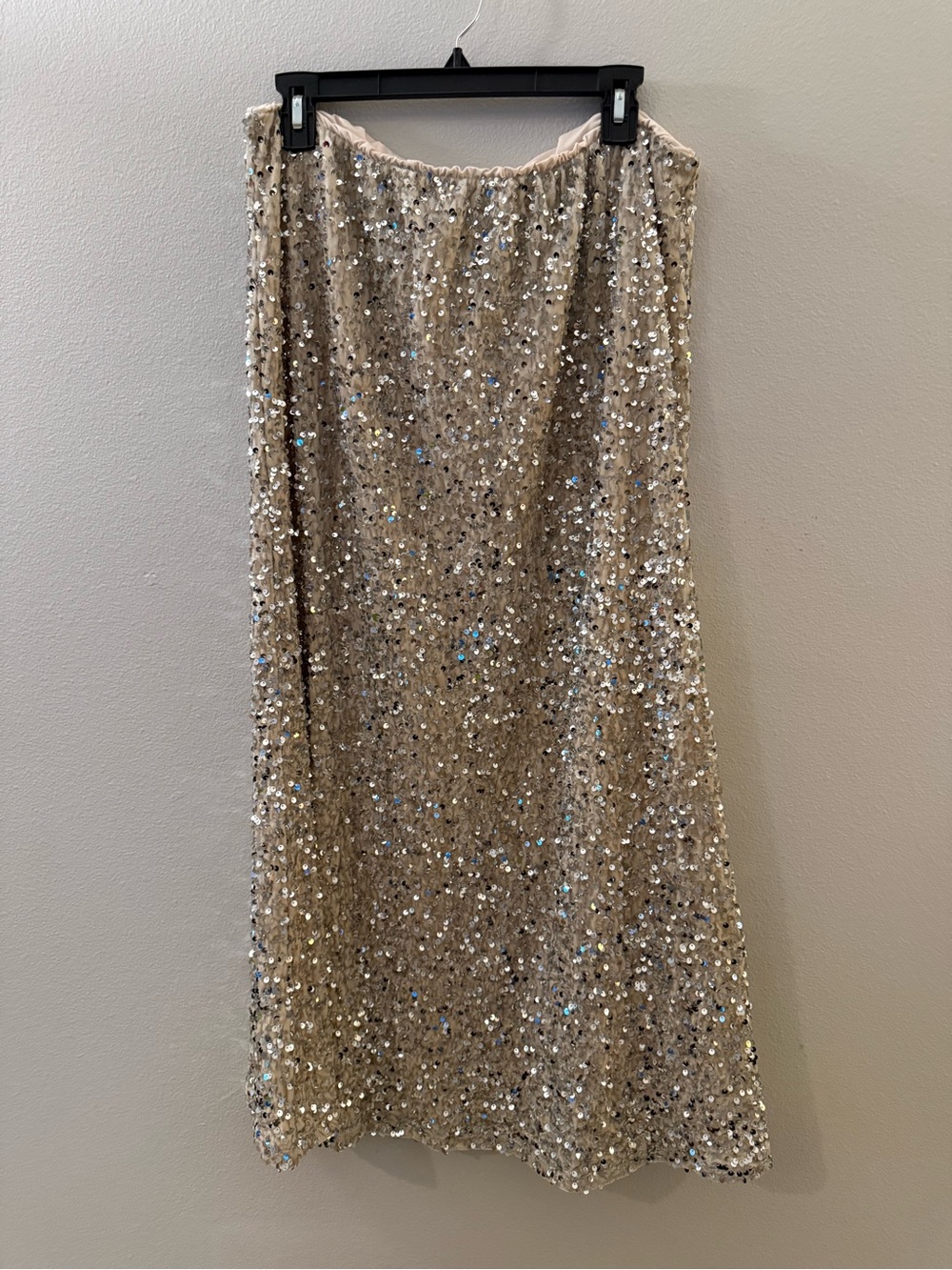 Old Navy Sequined Midi Skirt in Champagne